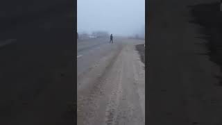 Ukrainian citizen talks to Russian soldiers near Hamaliivka, 26.02 10:41 UTC