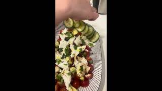 Avocado burrata cheese salads#shortsvideo #satisfyingvedio #saladrecipe #asmr #asmrcooking