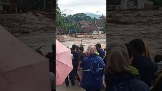 banjir bandang sukawening