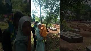 Jiarah makam.. Lebaran part 5 hari ke 3..bismillah rameee bngt...