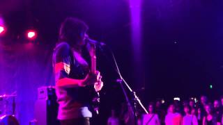 Courtney Barnett "Being Around" solo cover (Lemonheads) @ The Roxy, May 30, 2015