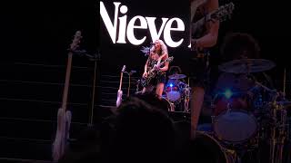 Nieve Ella - 'Sugarcoated' clip (Dublin, August 2024)