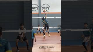 U14 School students 😲stylish Volleyball😱Amazing setting 😳#volleyball #volley #volleydonor #shorts