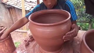 Clay handicrafts