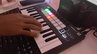 my first ever try with live looping on ableton live with novation launchkey mini mk3