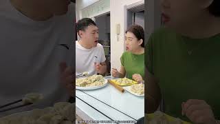 😂🍽️ Ultimate Food Face-Off: Husband vs. Wife – Who Will Win This Hilarious Challenge? #FunnyVideo