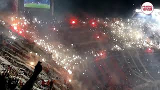 En las buenas, en las malas... ¡SIEMPRE! ⚪❤⚪ Feliz Día Internacional del Hincha de River