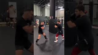 Michael Chandler entrenando para su combate con Conor McGregor