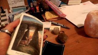 How to do a basic Tarot reading, part 3