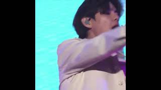 Taehyung is GROWLING! 🦁방탄소년단 BTS PTD on Stage Concert BTSconcert #bts #btsptdconcert#btsconcert