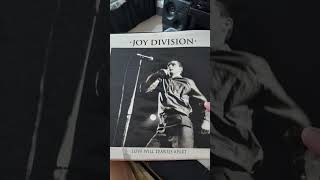 Joy Division Love will tear Us Apart