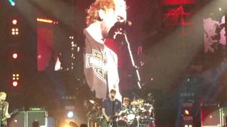 5SOS - She Looks So Perfect @ Sportpaleis, Antwerp 20th May 2016 HD