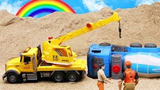 Diy fire truck crane truck help everyone get out of the accident | Enjo mini farm