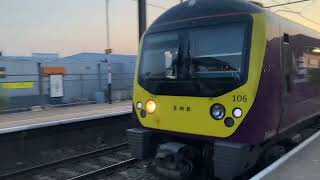 Luton AirPort Express train arrival into Luton airport station