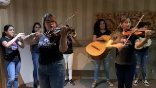 Mariachi femenil Estrella de México