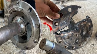 An Incredible Process An Oddly Broken Axle is Repaired by A Professional Mechanic / must watch it