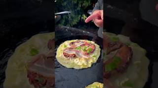 Okonomiyaki von der Feuerplatte 🔥😋