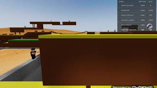 PLAYING A ROBLOX RUNNING GAME