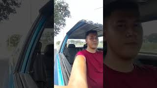 orang lain naik mobil bareng ayang // aku sendiri mulu