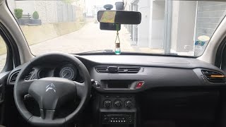 Прибирання у важкодоступних місцях автомобіля. Простий спосіб. Cleaning in hard-to-reach car places.