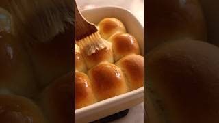 Make the Fluffiest Dinner Rolls