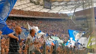 5.000 Schalke Fans singen "Eine Stadt erstrahlt in Blau und in Weiß, weil wir dich so lieben"