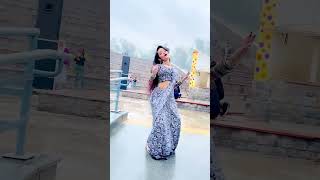 छलकता हमरो जवनिया ए राजा 🥶 #bhojpurisong #bhojpuri #ytshorts #publicreaction #dance  #kanchanpatwa