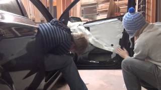 How to replace a broken car window