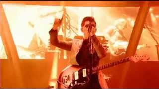 Arctic Monkeys - When The Sun Goes Down(Glastonbury 2013)