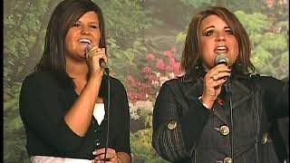 "Tennessee Christmas" - Melody & Mallory (First airing on A  Fresh Start on 11/24/09 on WVLR)