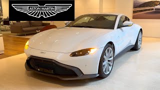 Aston Martin V8 Vantage | Lunar White | Onyx Black