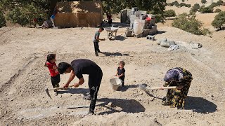 Nomadic Life: Akram Begins Building a Home for Her Children, Hoping to Complete It Soon 🏕️💪