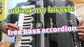 Riding my bicycle - Free bass accordion