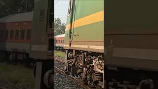 Dangerous train Arrival, pl like subscribe