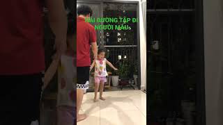 Bé Tập Đi Người Mẫu | Hải Đường TV #shorts #shortsvideo #viral