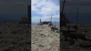 En la CIMA del PUIGMAL, superando los PIRINEOS una vez más