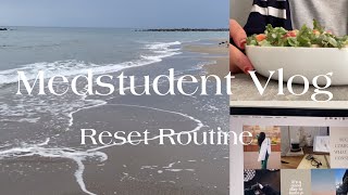 👩🏻‍⚕️ Medstudent Vlog | Reset Routine | Beach 🌊| Visionboard 2023