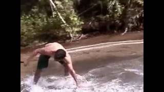 Surfando na Cachoeira