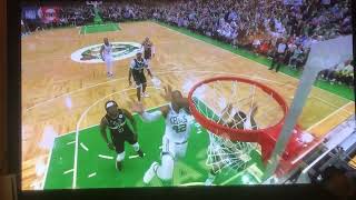 Al Horford monstrous put back dunk on giannis antetekounmo