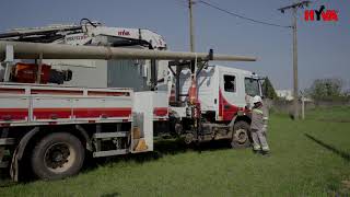 HYVA crane HB162 with earth drill at real work in Brazil