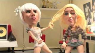 Vestido de Carne (Lady Gaga VS Madonna) - Una Parodia Sangrienta -(Subtitulado al Español)- HD