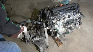 P32. Engine Replace Honda Civic 1.8 R18A1:  Engine and GEARBOX Separation of