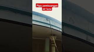 Pembuangan air hujan lucu, tukang lucu ngakak shorts