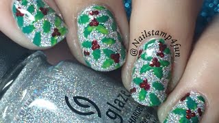 How to Holly Not Mistletoe Nail Art Stamping