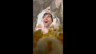 Popcorn Surprise! Expecting a Snack, Get a Face! 🍿🎉 #prank #funny #creative