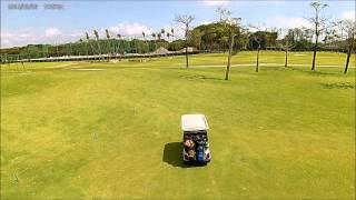 SimToo drone: Changi NSRCC Golf Course hole 1 - flying the drone in Follow Me mode