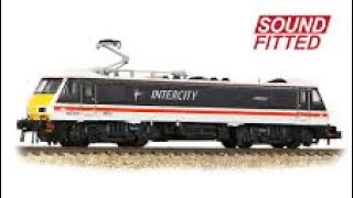 Graham Farish 371-780SF N Gauge 90/0 90005 'Financial Times' BR InterCity Swallow DCC Sound Fitted