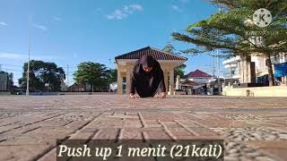 Praktek Olahraga (lari 50 m, lari 10 m, lompat jauh, push up, sit up)