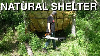 Bushcrafting A Lean-To Shelter