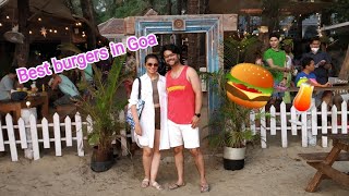 Goa Vlog #5 - Burger Factory, yummiest burgers 🍔 in town and superb location. #burger #burgerfactory